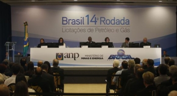 Licitação de blocos exploratórios de petróleo arrecada R$ 3,84 bilhões